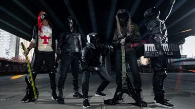 Russian Synth Metal band RUNNING BOT released their new single “Step into the Future”