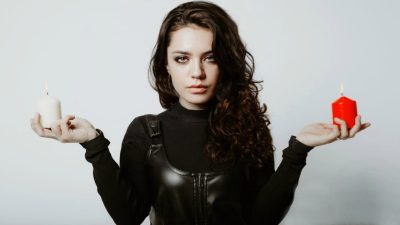 Russian Rock singer ANNA SAMOXA released her new single “Fiction”