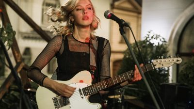 INTERVIJA: Elīza Daine no grupas PURPLE NEGATIVE