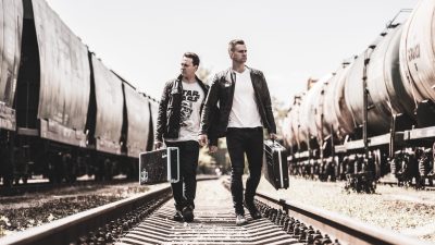 Jaunā mūzikas apvienība Jar Of Kings izdod debijas albumu “Momentum”