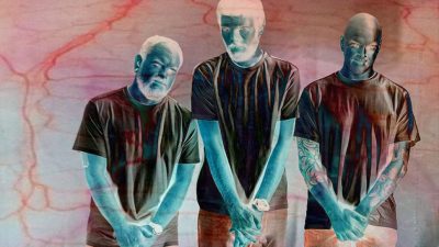 Vīriešu veselības mēnesī tapusi stāvizrāde par protatas vēzi, ar dzīvajā spēlējošu grupu Tesa – “Pisties vai dzīvot”