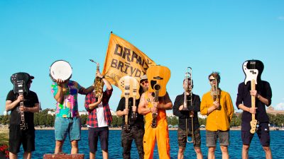 Oranžās Brīvdienas sezonu sāk ar turboballi un jaunu dziesmu