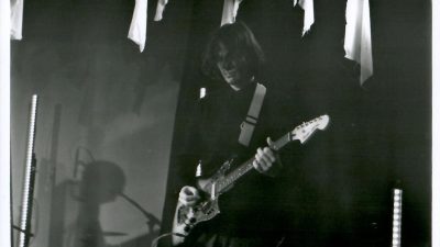 Adrians Grīns izdod trešo studijas albumu “iekšas”