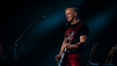 Dzelzs vilks izdod singlu “Vēls pavasars” un mākslīgā intelekta video