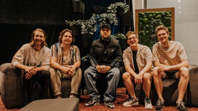 Grupa “Sub Scriptum” izdod jaunu EP albumu, kuru ierakstīja iepirkšanās centrā