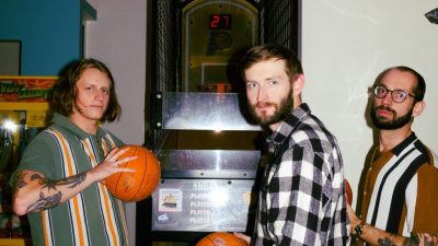 Bēdu Brāļi izdod emocionālu singlu “Pieskaries”