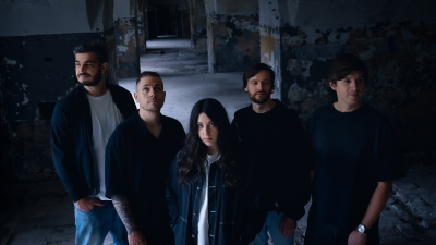 Grupa Seira nāk klajā ar jaunu minialbumu “Chokeberries”