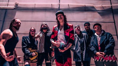 Čigānu pankroka karaļi “Gogol Bordello” laiž klajā jaunu albumu un vasarā atgriežas Baltijā