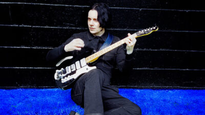 Džeks Vaits izdod jaunus singlus un gatavojas vasaras koncertturnejai